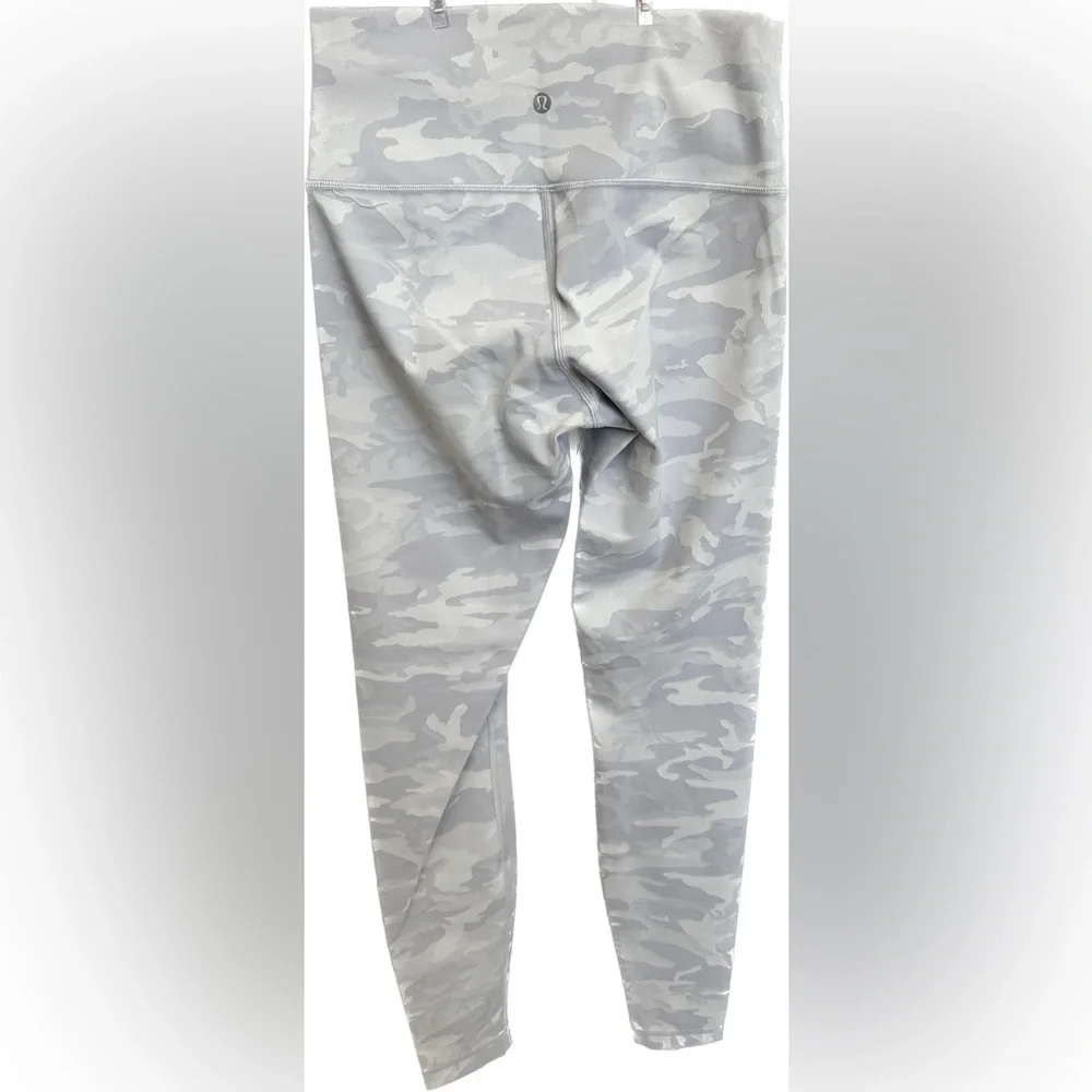 lululemon athletica never worn